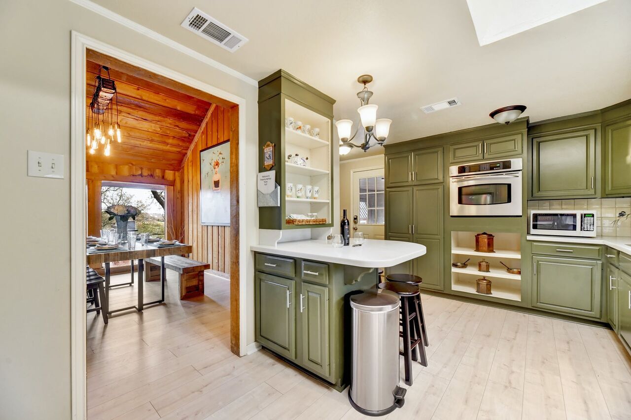 The kitchen in one of our Dripping Springs St Patrick's Day Rentals